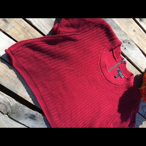 Jessica Simpson Sweater - Picture 3 of 7